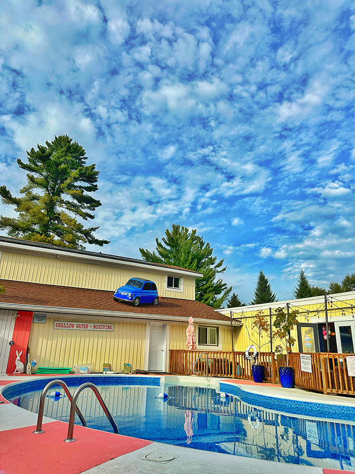 Pool at The Northridge Inn and Resort beneath a bright Muskoka sky